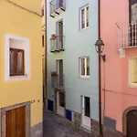Colours In The Street Apartmán *